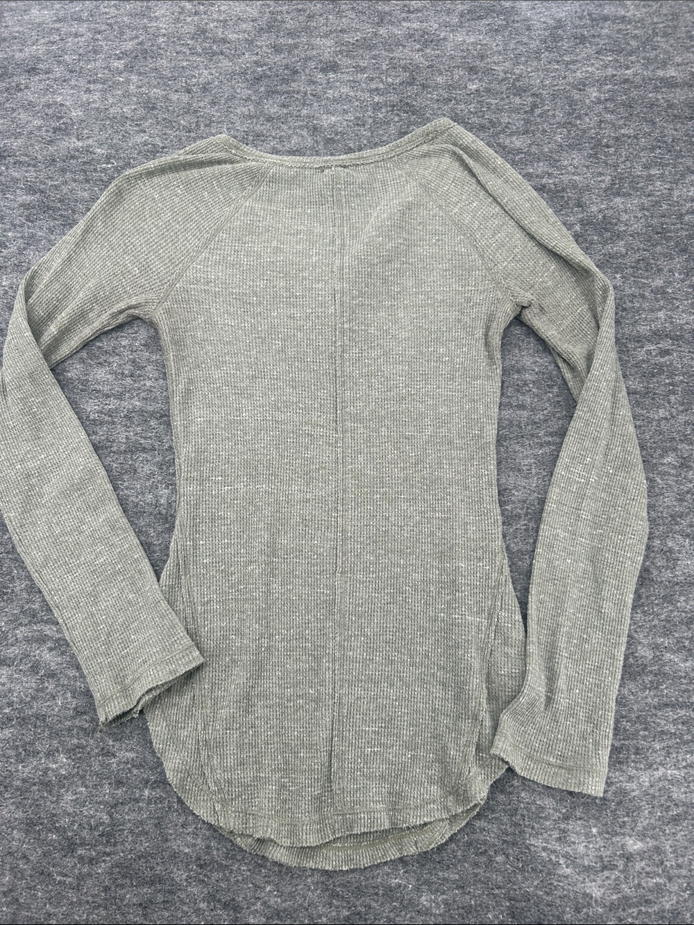 We The Free Free People Thermal Henley Top Olive Green Waffle Knit XS Boho - Picture 8 of 9